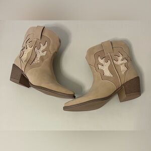 Wild Pair Tan Lucie Western Booties